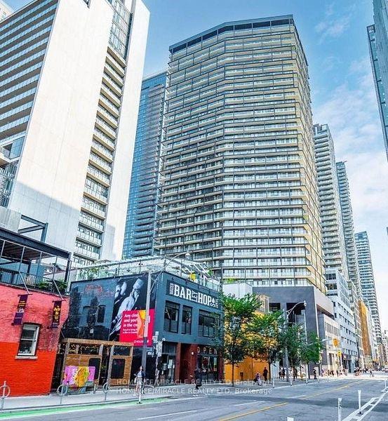 125-peter-street-toronto-ontario-c12175098