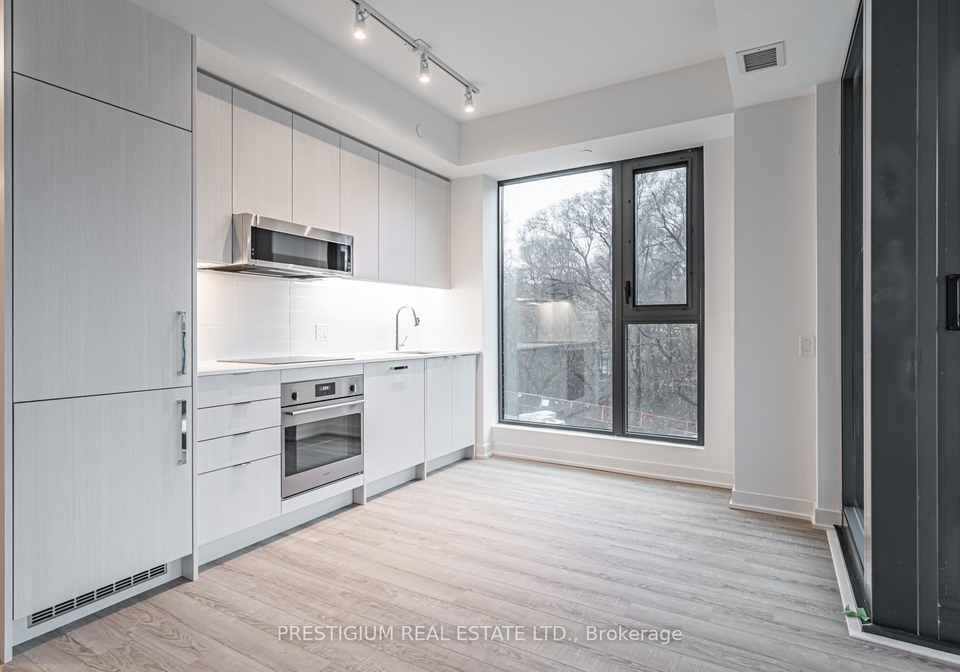 250-lawrence-avenue-w-toronto-ontario-c12176053