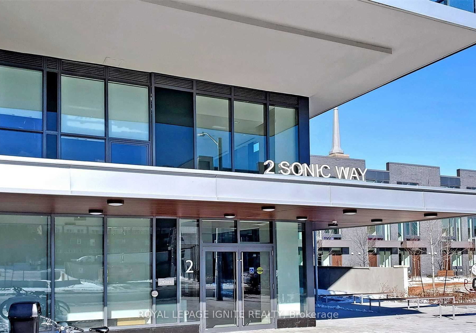 2-sonic-way-east-york-ontario-c12176641