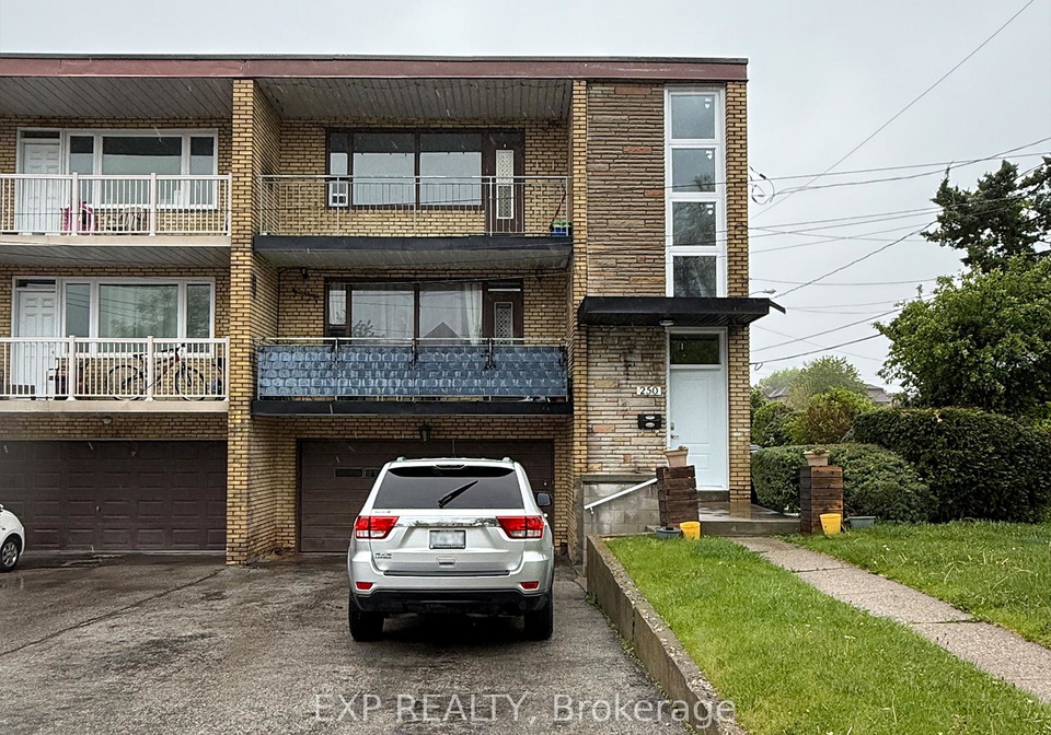 250-wilmington-avenue-toronto-ontario-c12176816