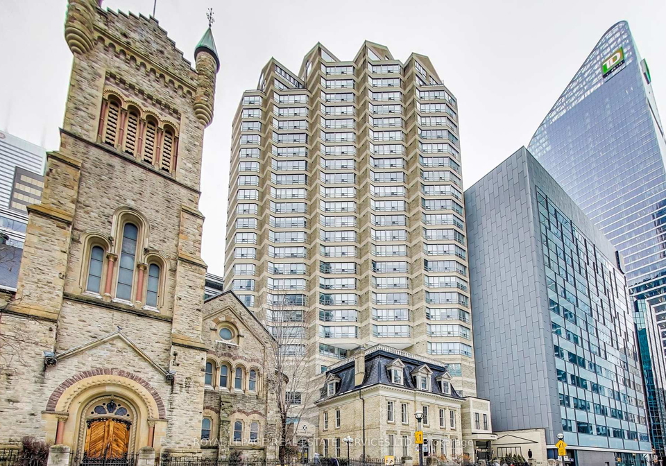 71-simcoe-street-toronto-ontario-c12177109