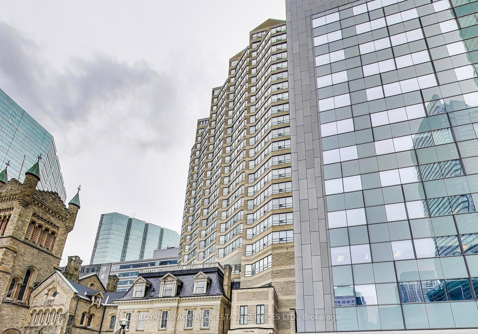 71-simcoe-street-toronto-ontario-c12177109