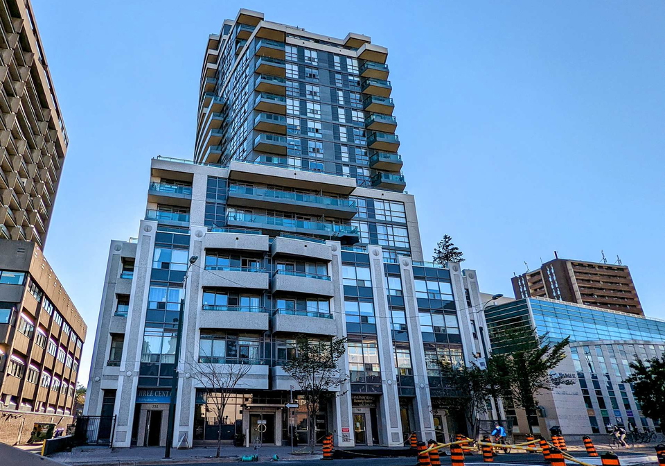 736-spadina-avenue-toronto-ontario-c12177292