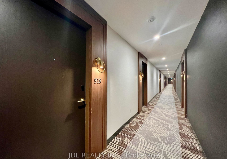 6-greenbriar-road-north-york-ontario-c12177530
