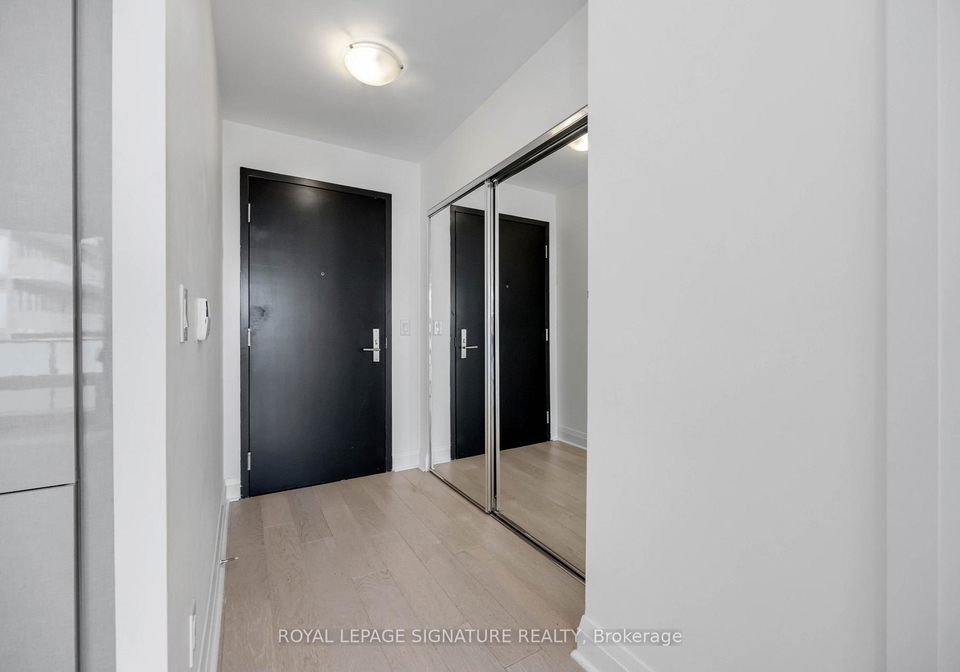 65-st-mary-street-toronto-ontario-c12177955