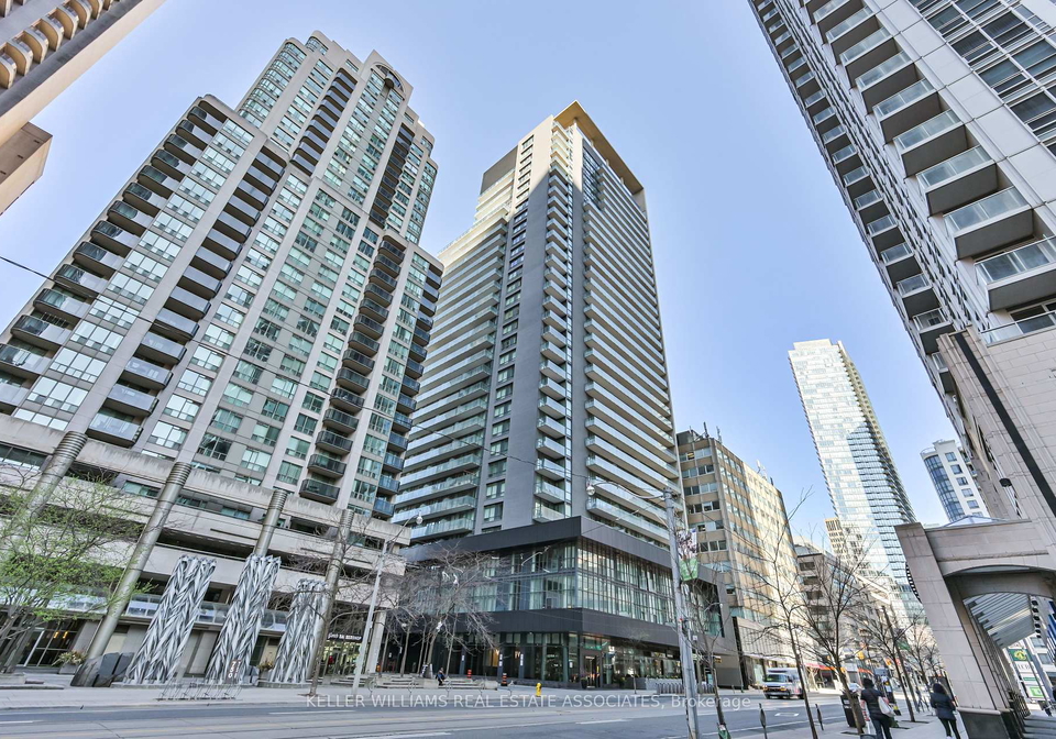 770-bay-street-toronto-ontario-c12178081