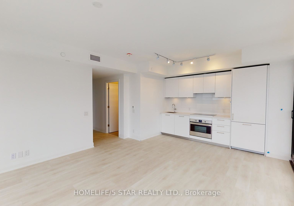 33-frederick-todd-way-east-york-ontario-c12179591