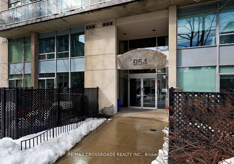954-king-street-w-toronto-ontario-c12179777