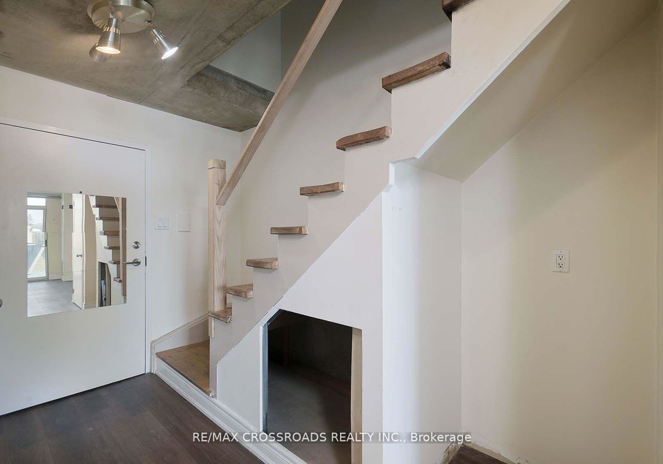 954-king-street-w-toronto-ontario-c12179777