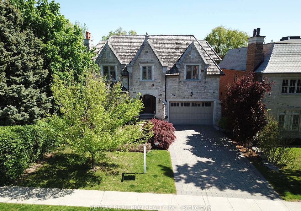 33-owen-boulevard-north-york-ontario-c12179894