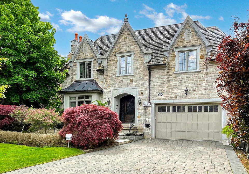 33-owen-boulevard-north-york-ontario-c12179894
