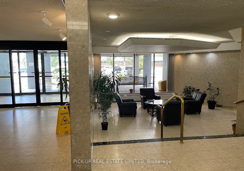 60-pavane-linkway-s-east-york-ontario-c12180545