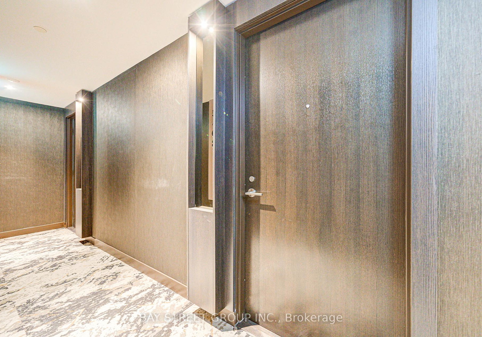 11-yorkville-avenue-toronto-ontario-c12180673