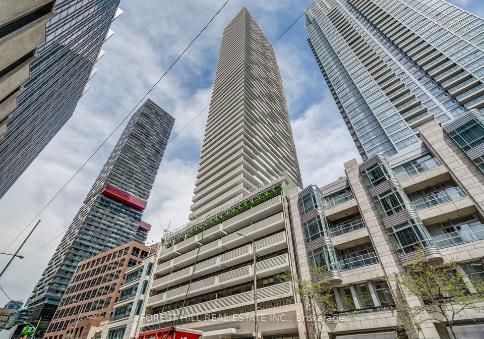2221-yonge-street-toronto-ontario-c12180807