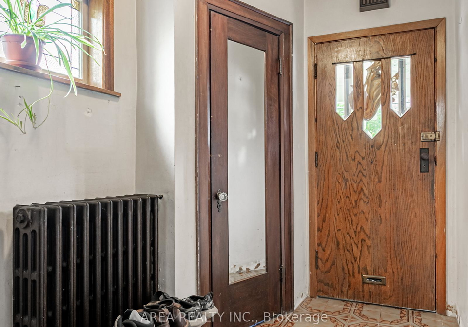 326a-harbord-street-toronto-ontario-c12180915