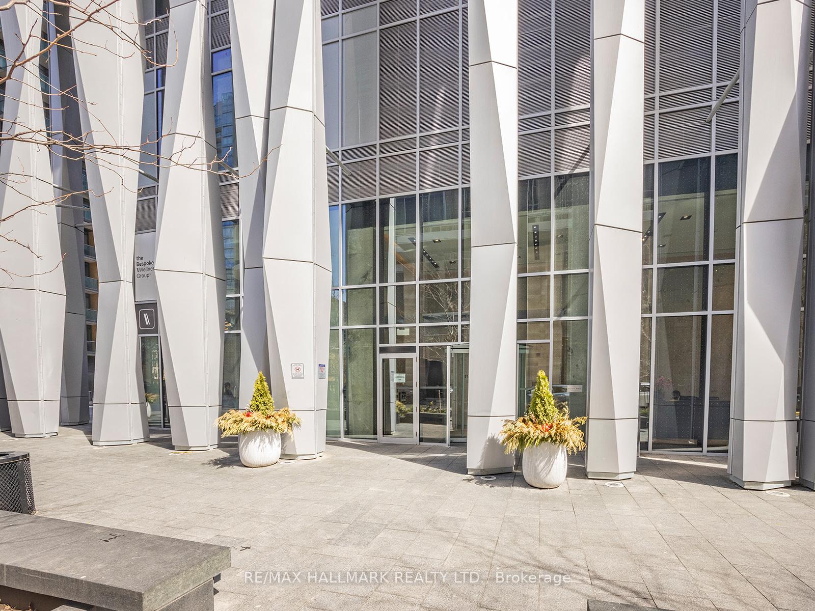 1-yorkville-avenue-toronto-ontario-c12181273