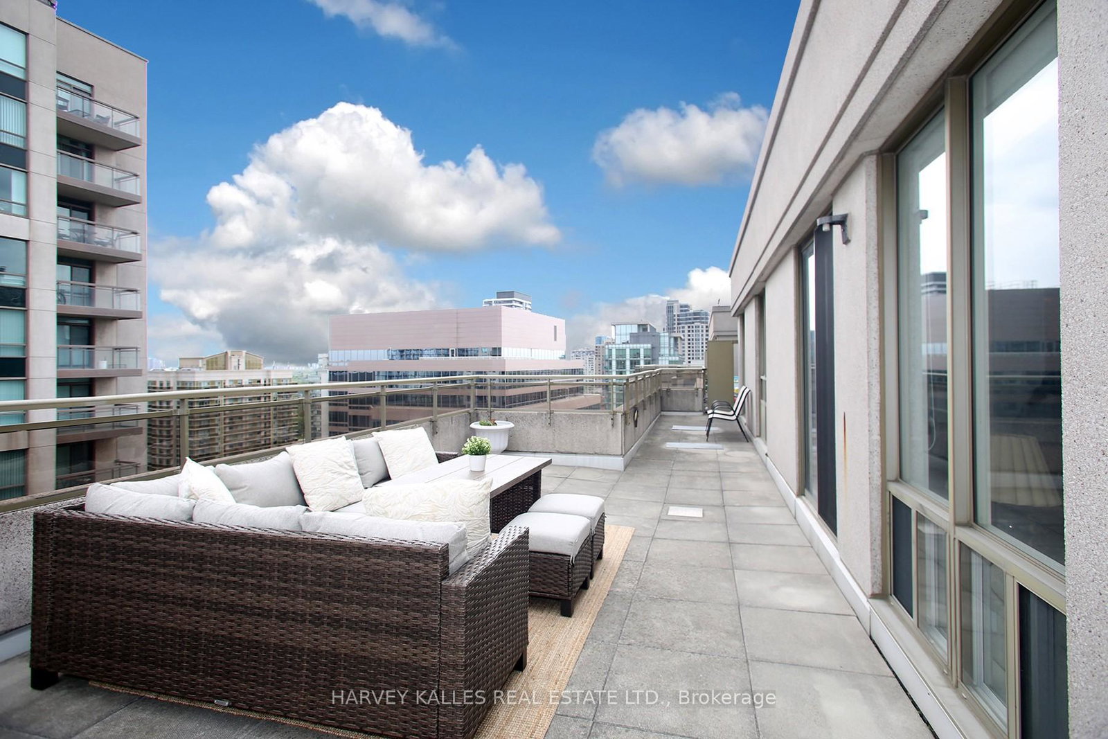 256-doris-avenue-north-york-ontario-c12181372