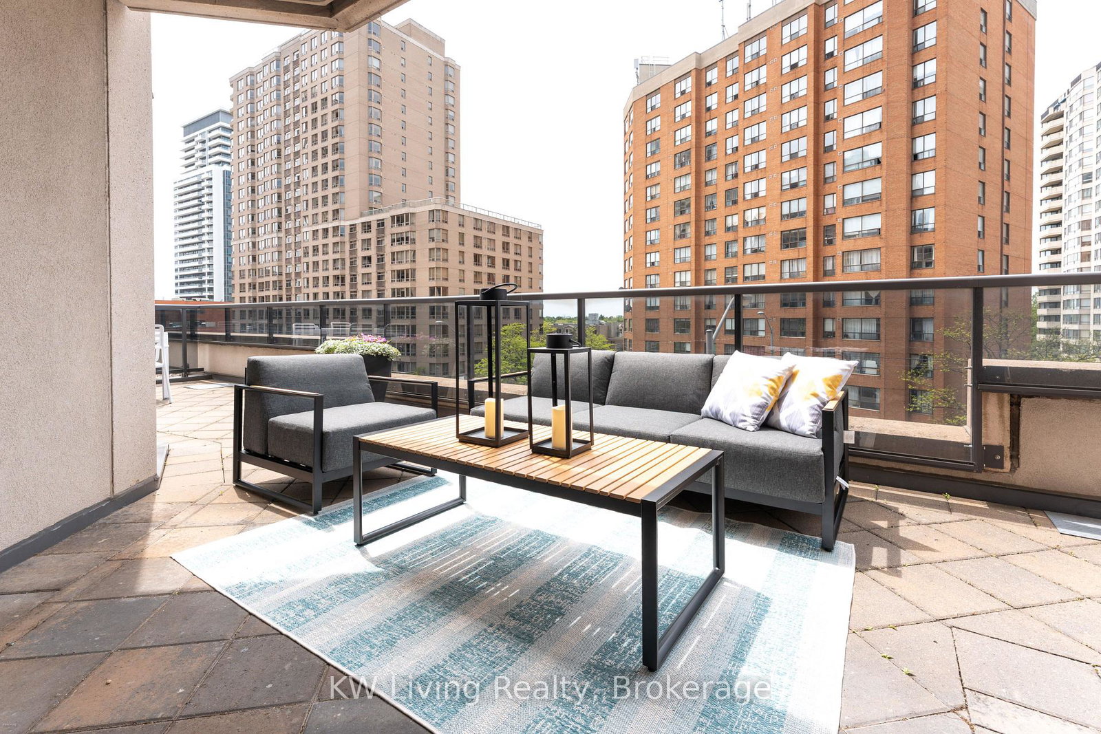 500-doris-avenue-north-york-ontario-c12181542