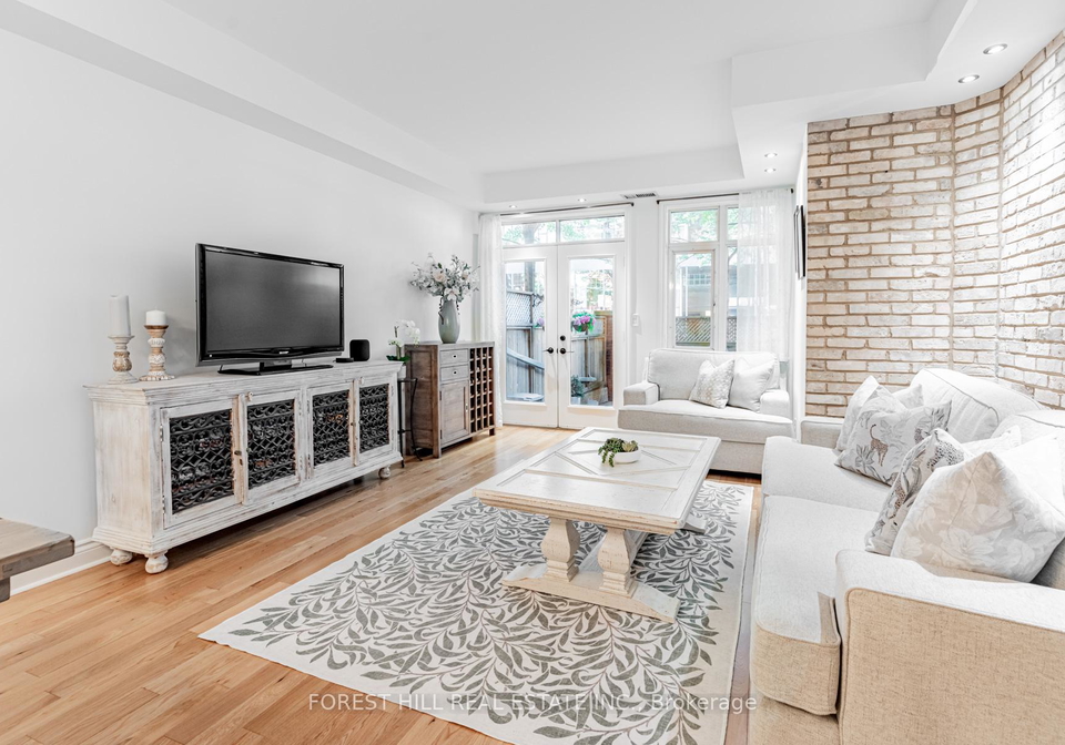 500-richmond-street-w-toronto-ontario-c12182113