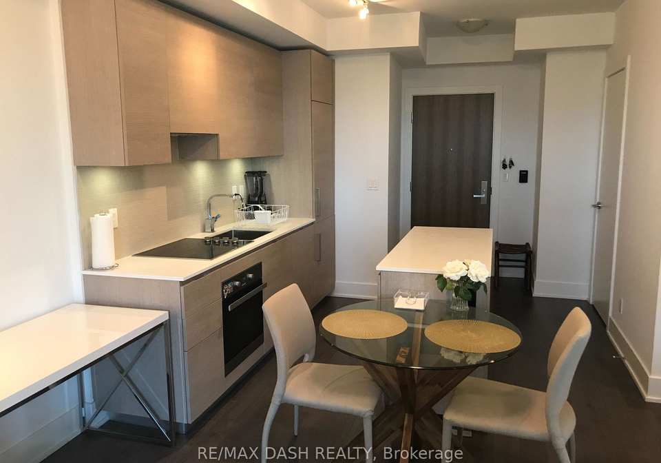 200-bloor-street-w-toronto-ontario-c12182426