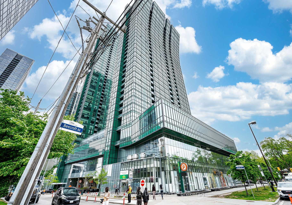 11-bogert-avenue-toronto-ontario-c12182689