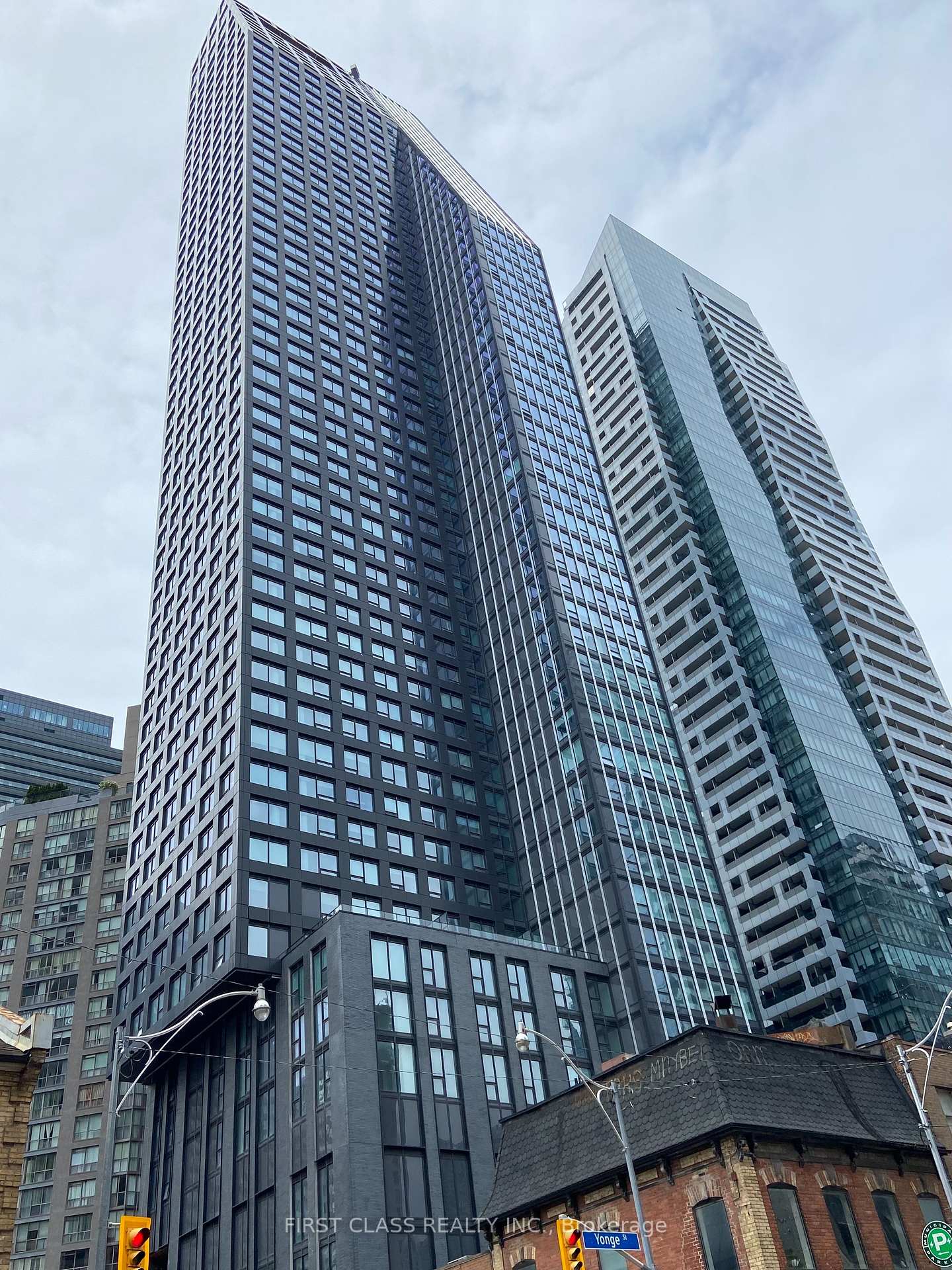 8-wellesley-street-w-toronto-ontario-c12182950