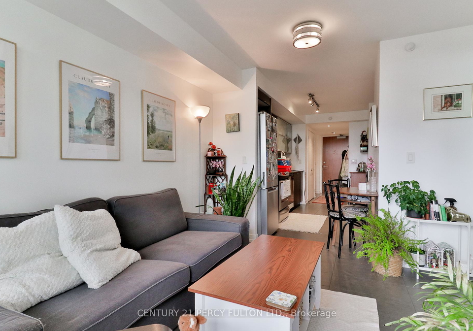 170-fort-york-boulevard-toronto-ontario-c12182959