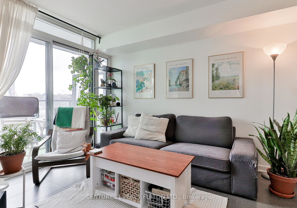 170-fort-york-boulevard-toronto-ontario-c12182959