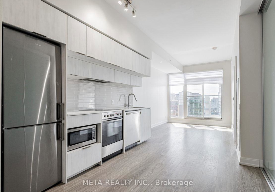 181-dundas-street-e-toronto-ontario-c12183061