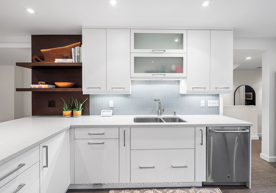 418-st-clair-avenue-e-toronto-ontario-c12183084