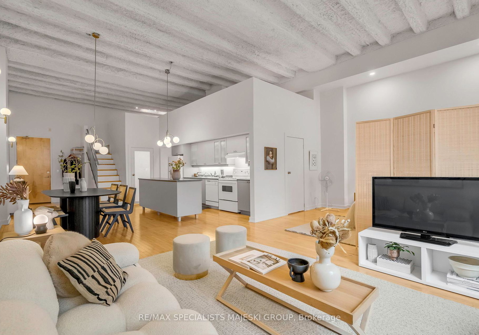 21-nassau-street-toronto-ontario-c12183136