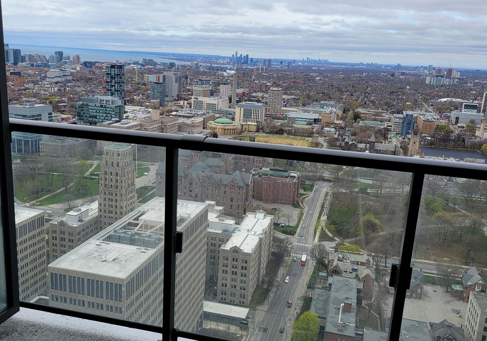 955-bay-street-toronto-ontario-c12183443