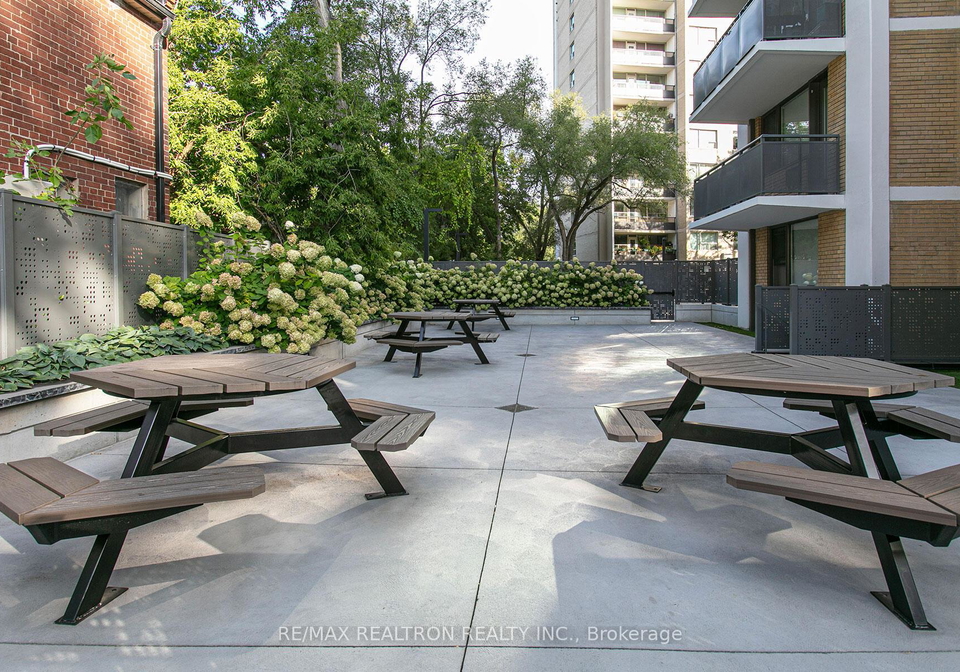 276-st-george-street-toronto-ontario-c12183745