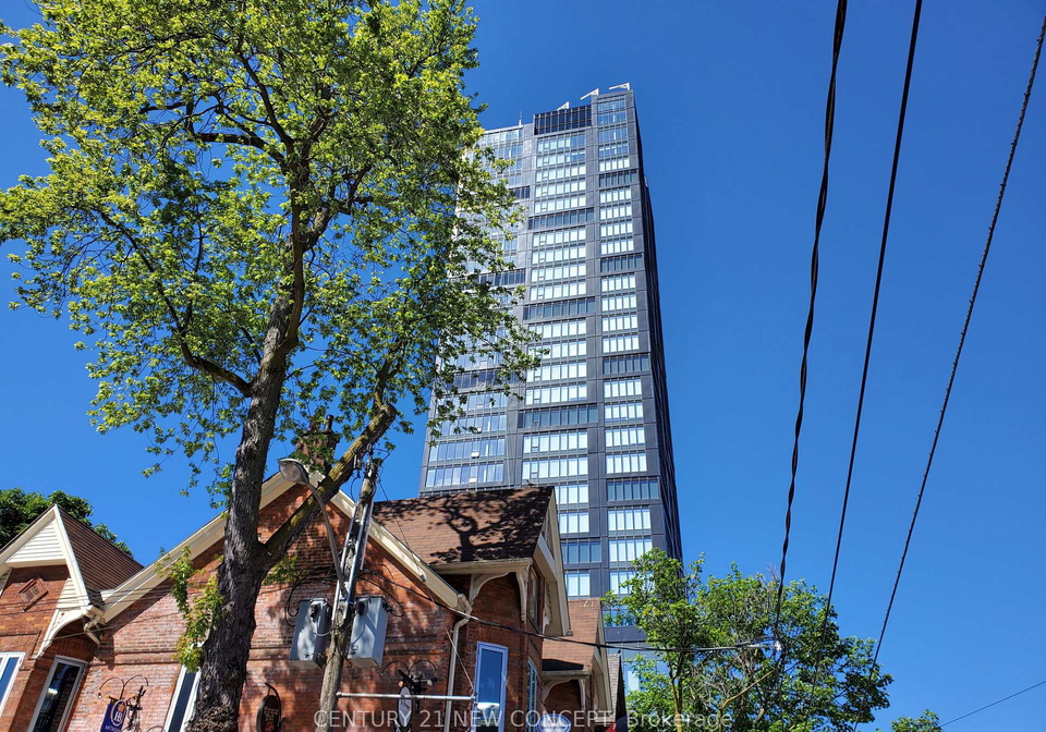 203-college-street-toronto-ontario-c12183777