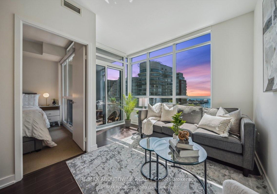 38-dan-leckie-way-toronto-ontario-c12183827