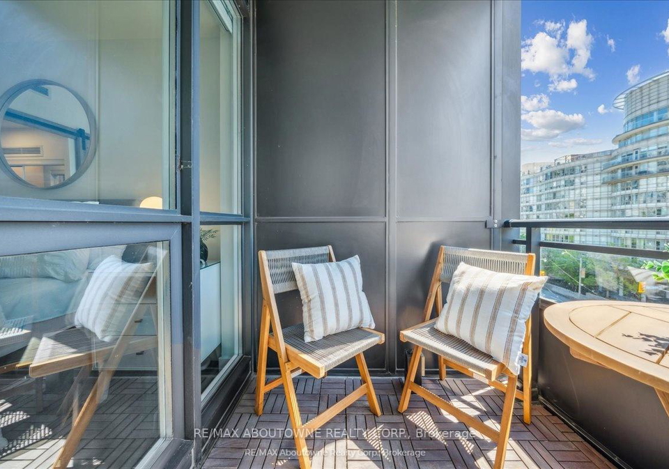 38-dan-leckie-way-toronto-ontario-c12183827
