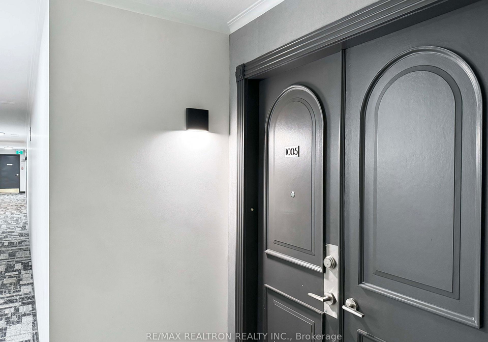 10-shallmar-boulevard-toronto-ontario-c12183946