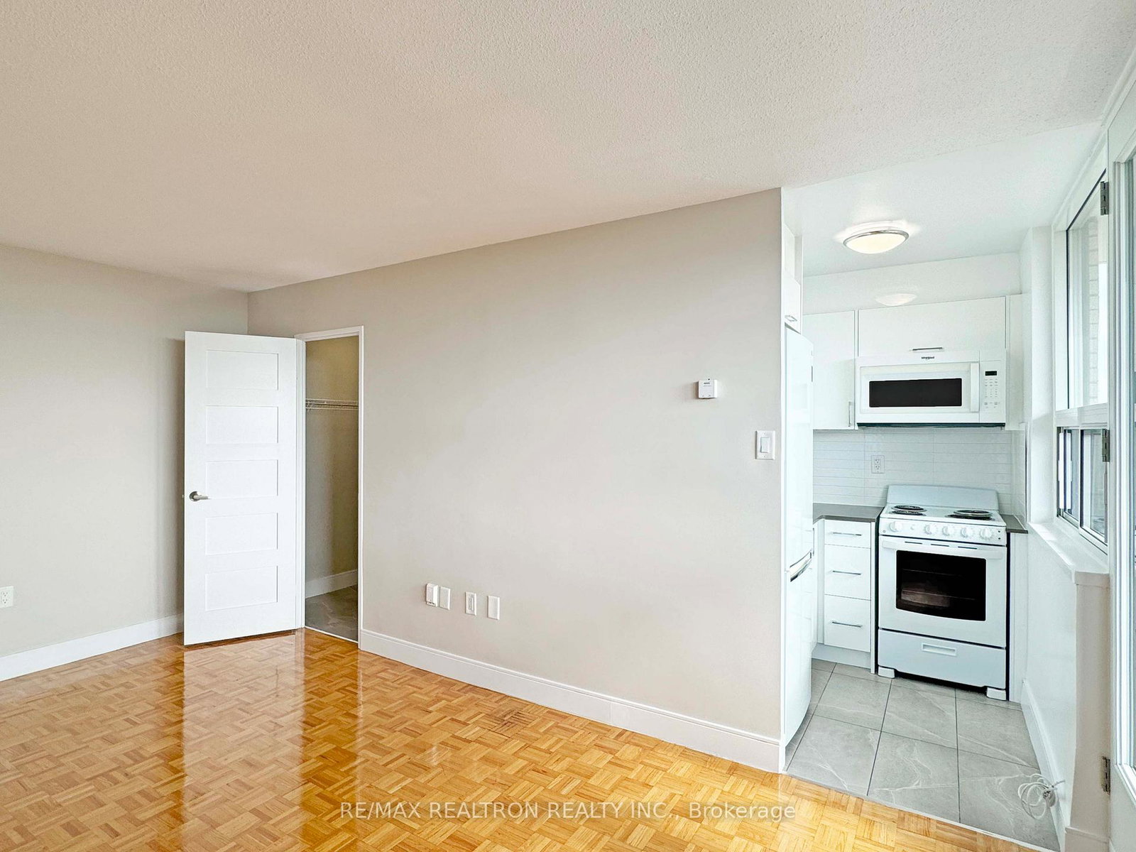 1500-bathurst-street-toronto-ontario-c12183956