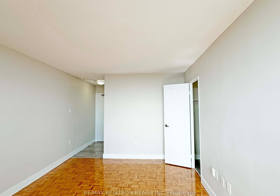 1500-bathurst-street-toronto-ontario-c12183956