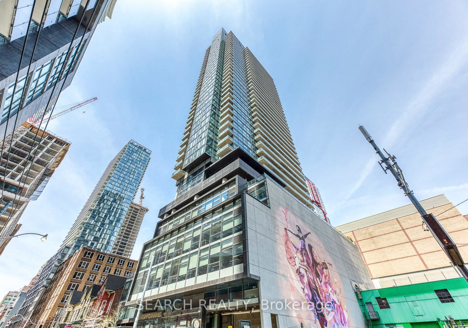 290-adelaide-street-w-toronto-ontario-c12184054