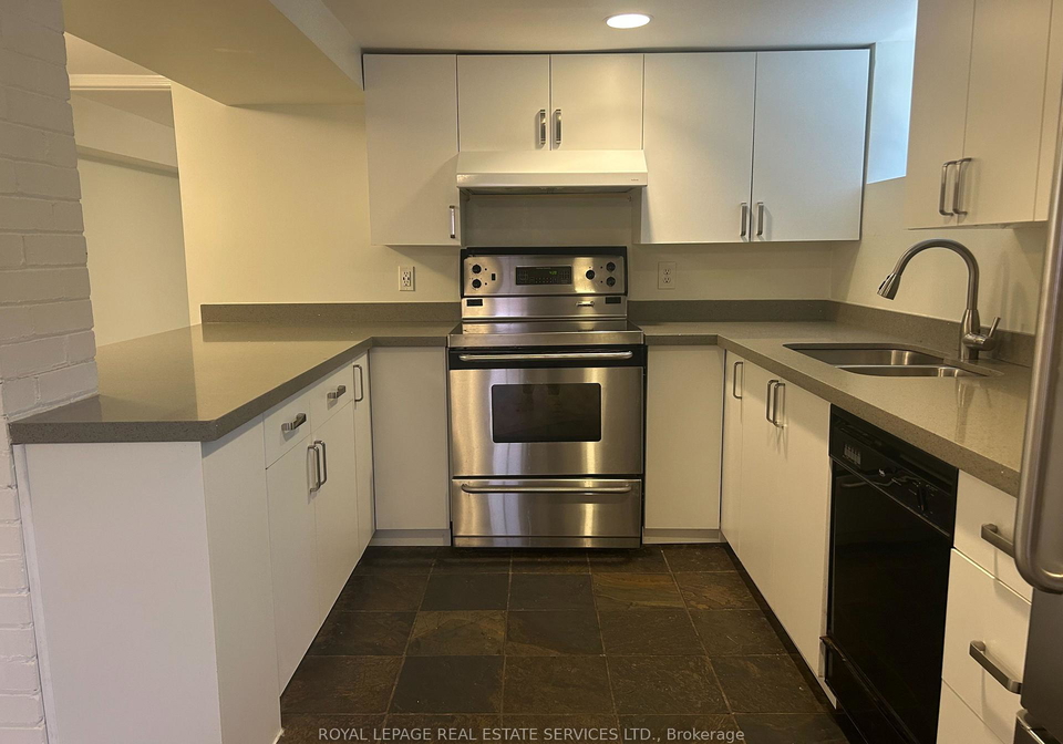 727-avenue-road-toronto-ontario-c12184150