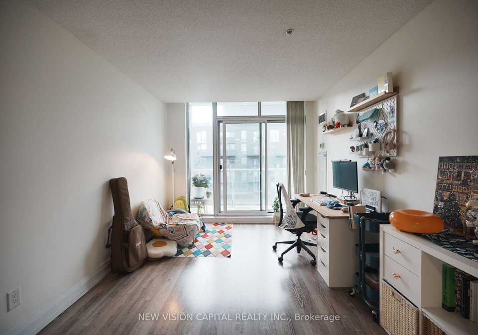 555-wilson-avenue-toronto-ontario-c12184432