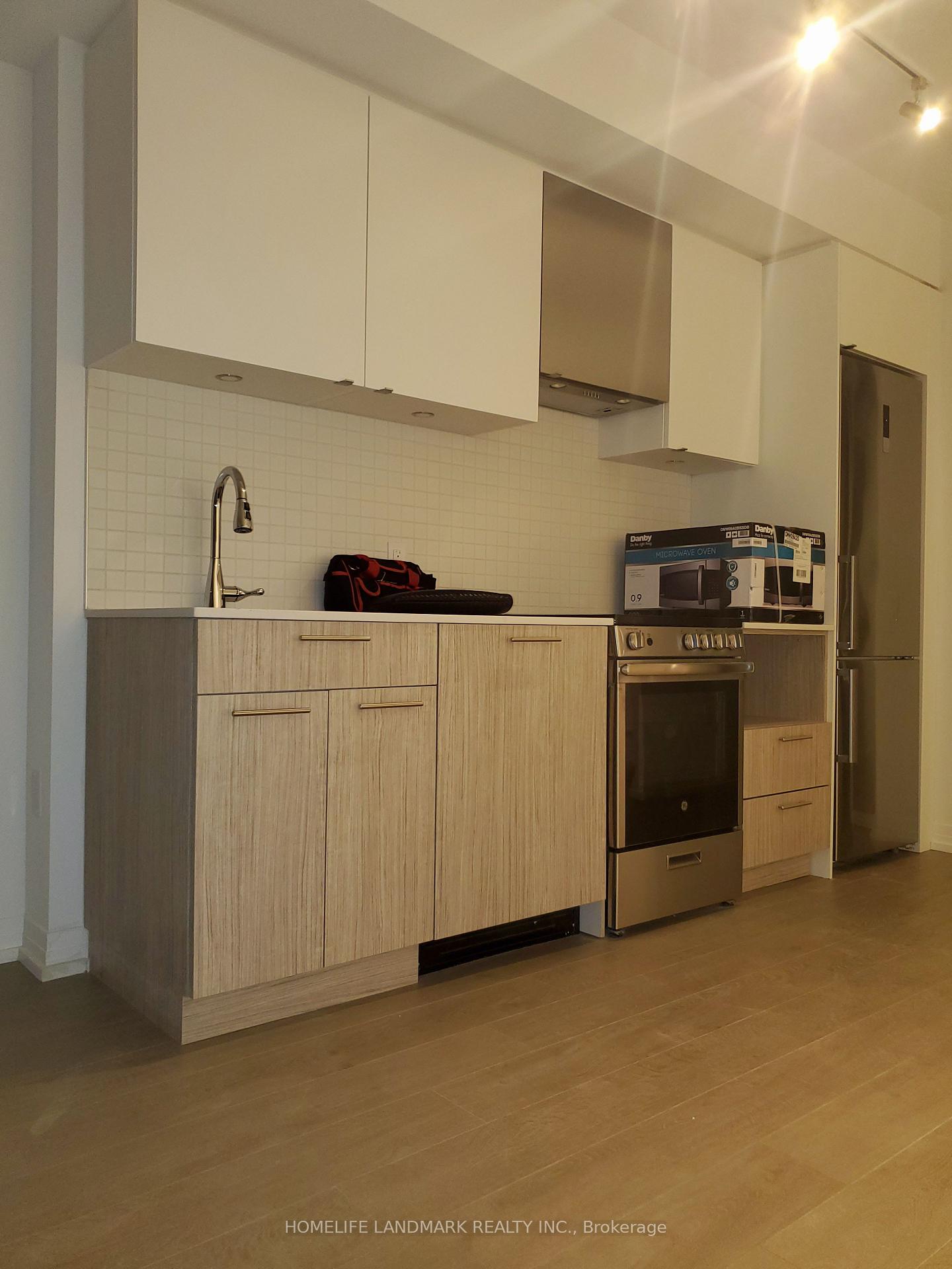 251-jarvis-street-toronto-ontario-c12184478