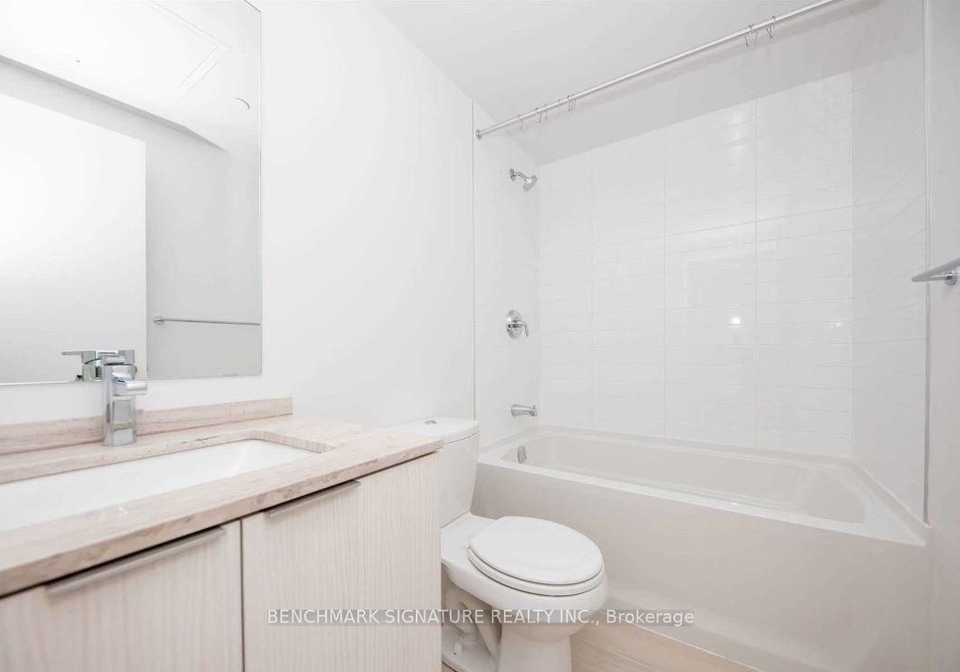 11-wellesley-street-w-toronto-ontario-c12184568