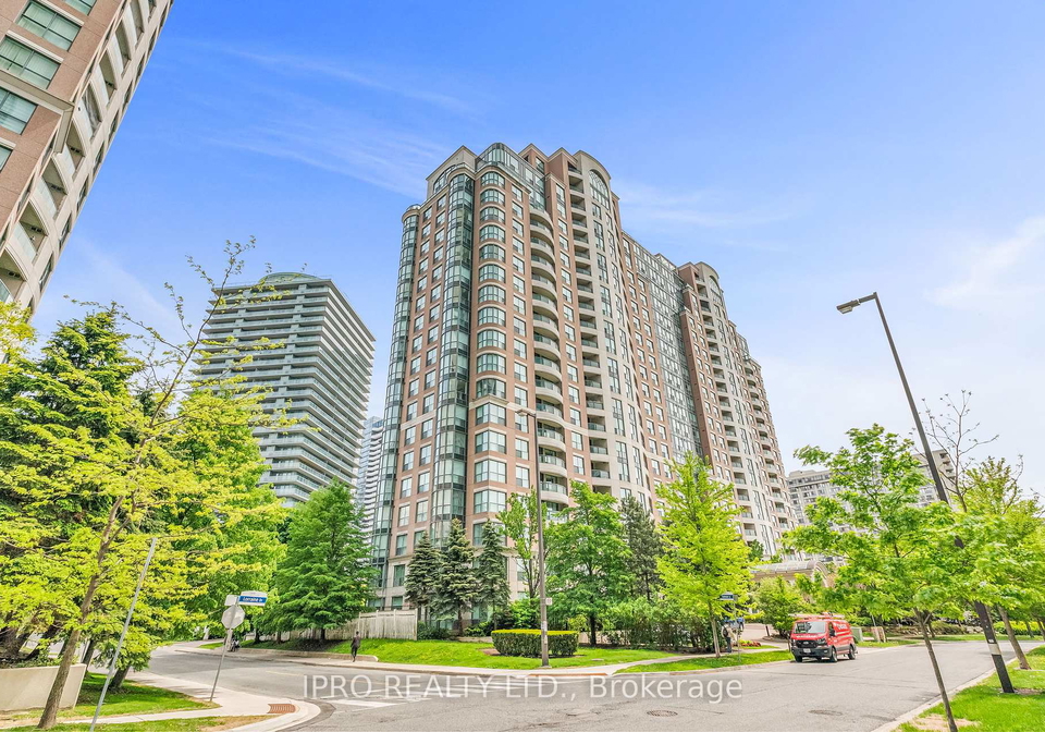 23-lorraine-drive-toronto-ontario-c12185390