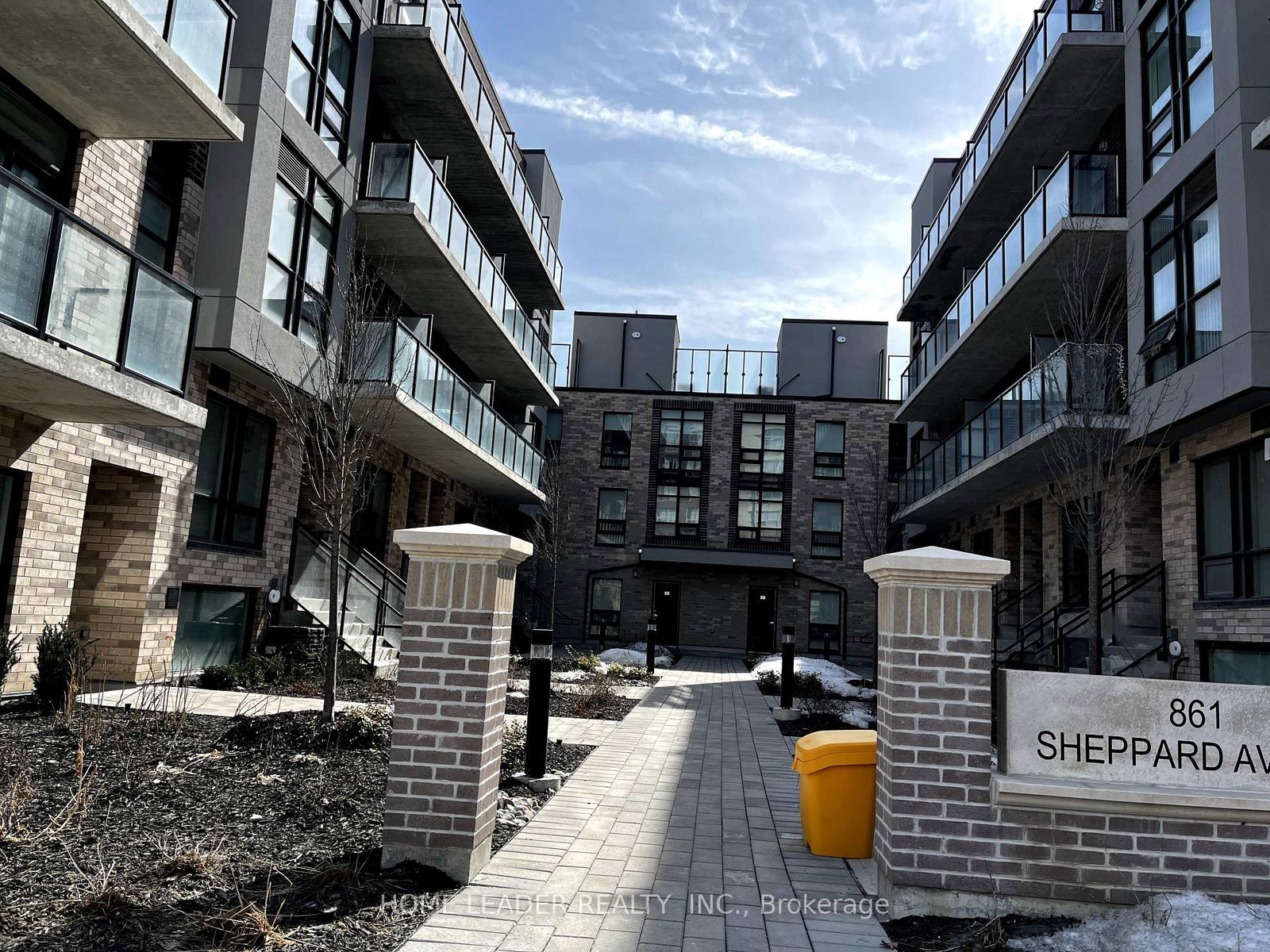 861-sheppard-avenue-w-toronto-ontario-c12186371
