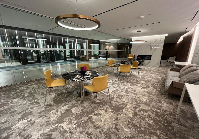 3-concord-cityplace-way-toronto-ontario-c12186463