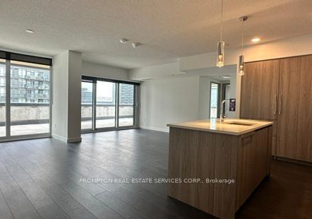 1-concord-cityplace-way-toronto-ontario-c12186952
