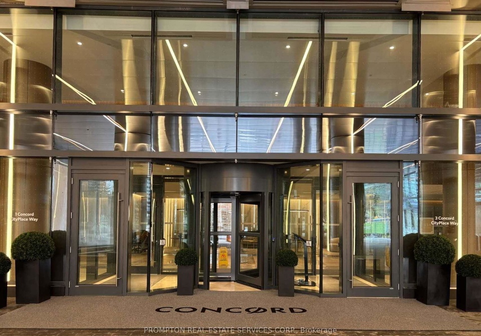3-concord-cityplace-way-toronto-ontario-c12187185