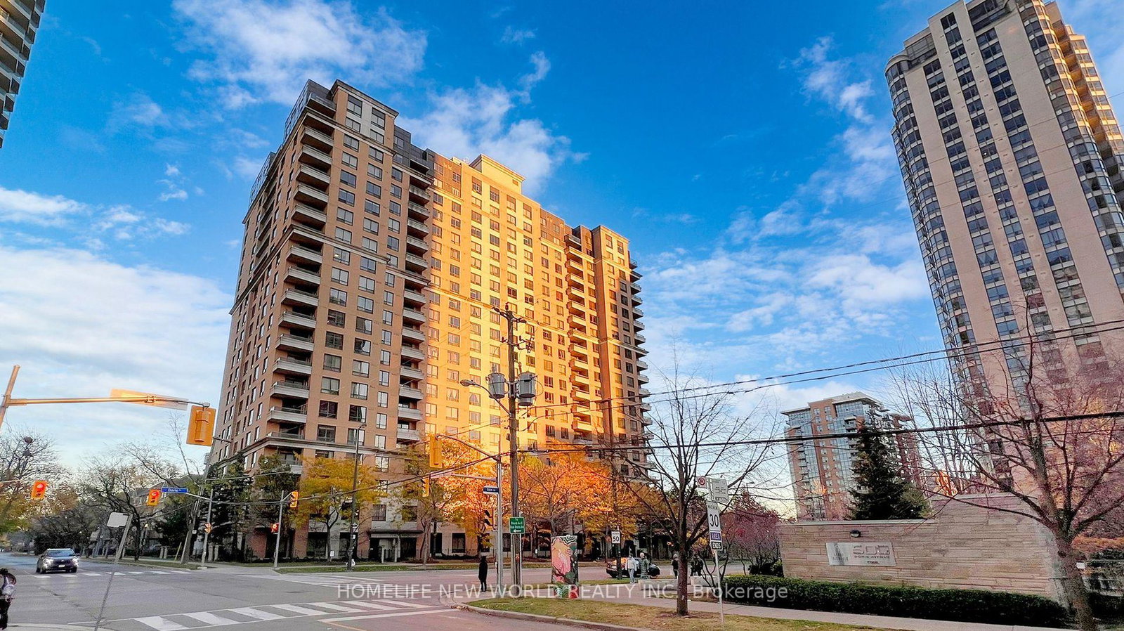 18-sommerset-way-north-york-ontario-c12187216